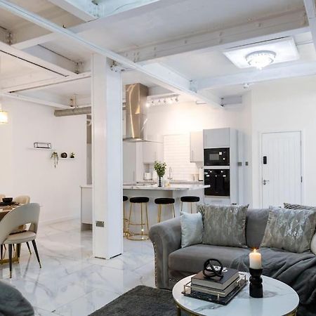 Luxury, Open Plan Apartment Bradford  Ngoại thất bức ảnh