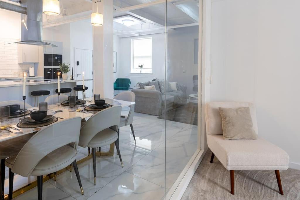 Luxury, Open Plan Apartment Bradford  Ngoại thất bức ảnh