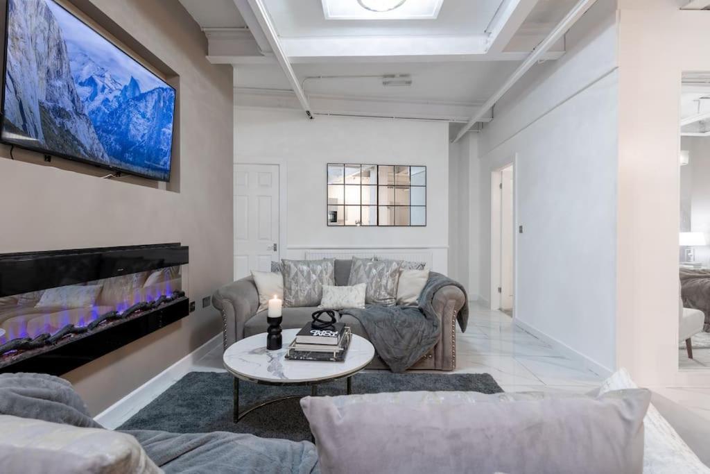 Luxury, Open Plan Apartment Bradford  Ngoại thất bức ảnh