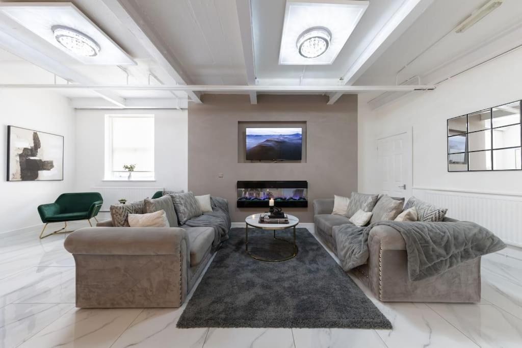 Luxury, Open Plan Apartment Bradford  Ngoại thất bức ảnh