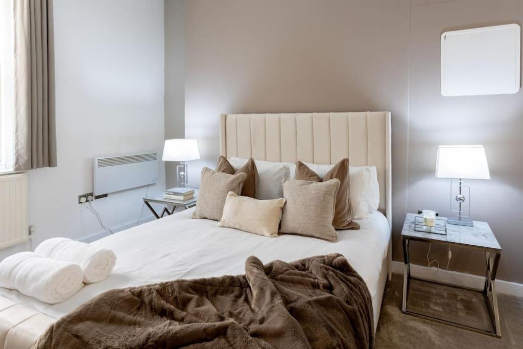 Luxury, Open Plan Apartment Bradford  Ngoại thất bức ảnh